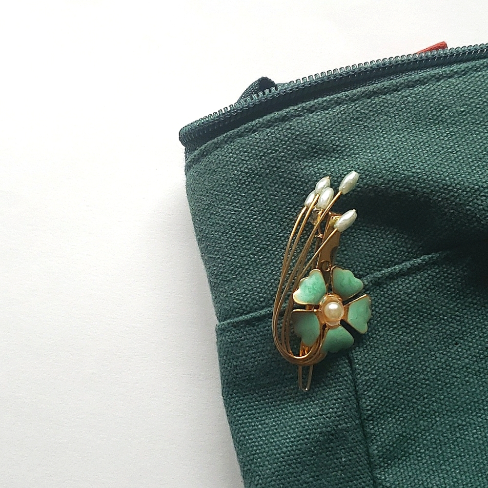 Teal flower brooch